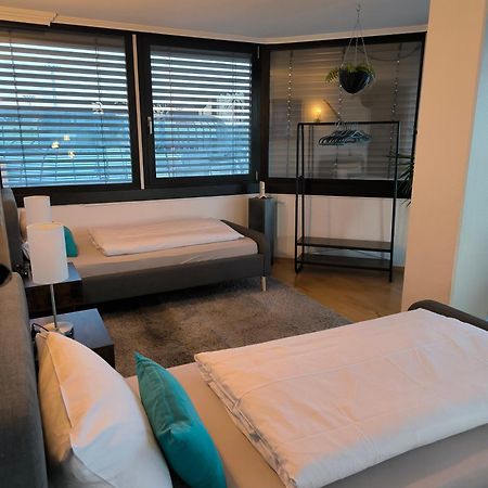Im Herzen Von Wiesdorf- Blick Auf Das Bayer-Kreuz -Appartement Mit 2 Schlafzimmern-Fuer 3 Personen -Zentral Gelegen - Friedrich Ebert Platz 5A , 4Te Etage - Dachterrasse Und Sauna - Kaution Pflicht - ليفركوزن المظهر الخارجي الصورة